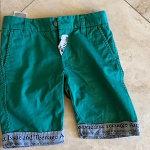 Boys size 6 galliano Italian made green shorts